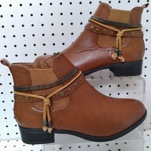 Zuher Brown Women's Shoes | Strappy Ankle Boots Flat 1" Heel | 4" Shaft H | Zs 8